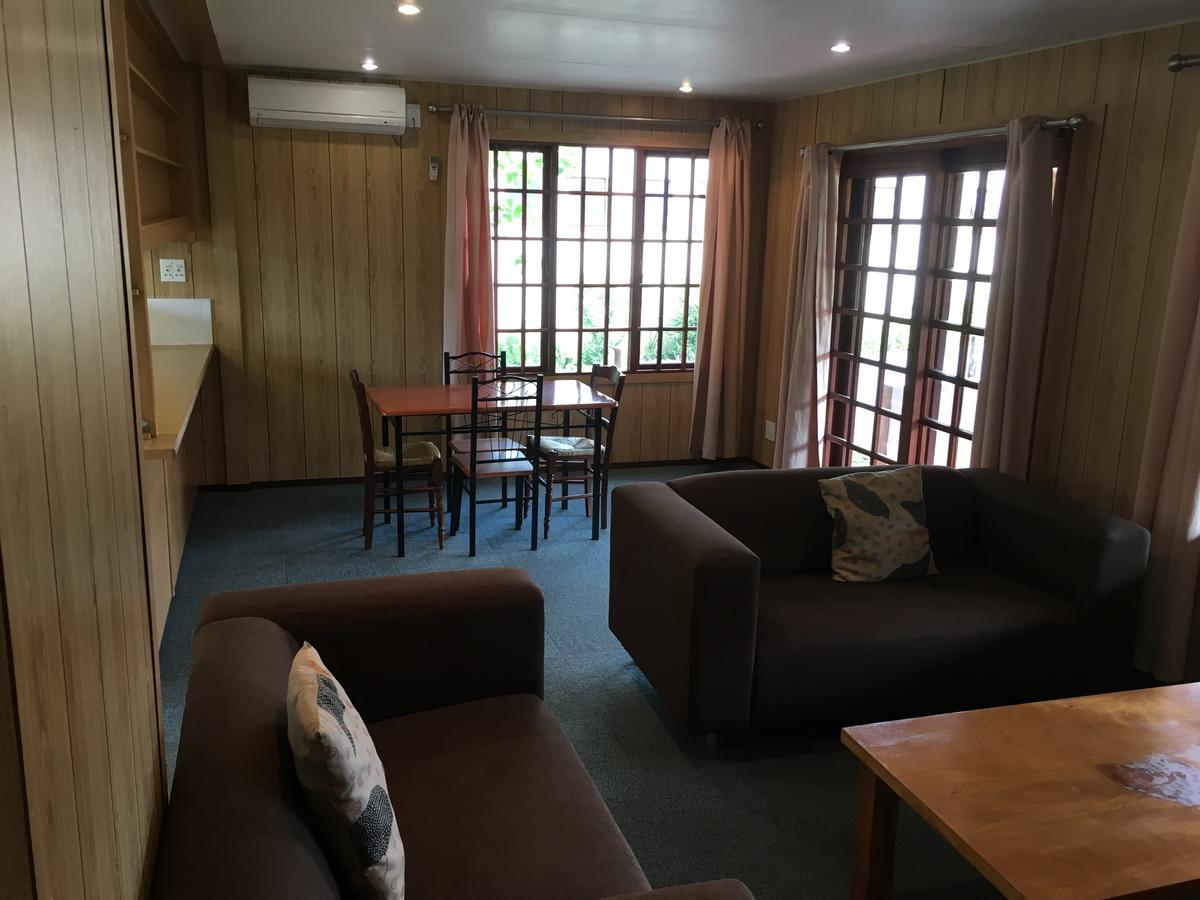 Dragon Peaks Mountain Resort Champagne Valley Экстерьер фото